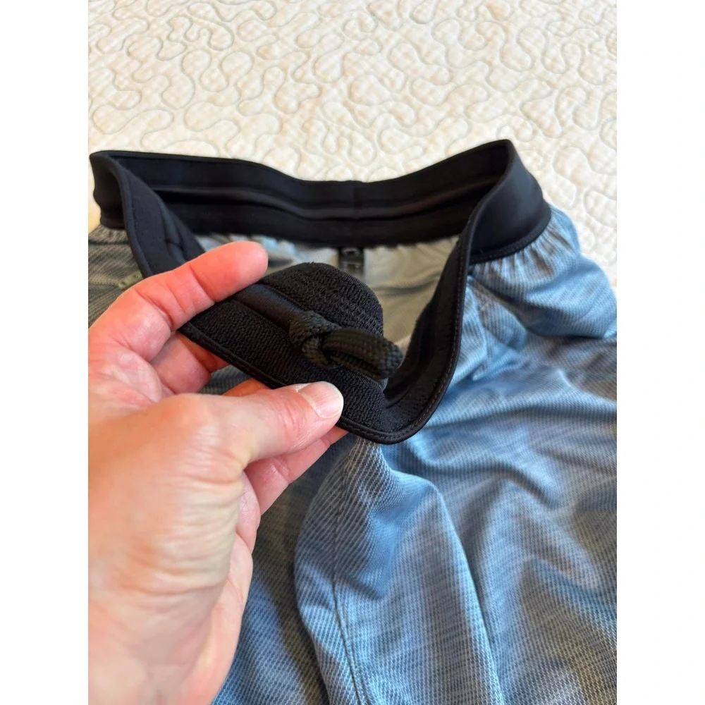 Adidas Mens‎ Blue Heathered Shorts Size Small Zipper Pocket NWOT
